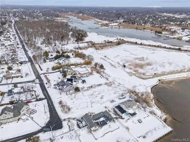Build your coastal masterpiece on this rare, unique parcel - photo 17