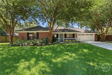 Welcome to easy island living in this meticulously maintained 4 - photo 1