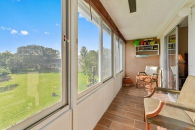 Beautiful 2nd floor 2 bed/1.5 baths lakefront condo with - photo 21