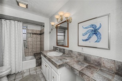 So excited to present this darling home with strong bones and - photo 22