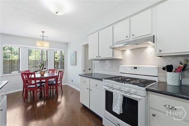 Welcome to easy island living in this meticulously maintained 4 - photo 9