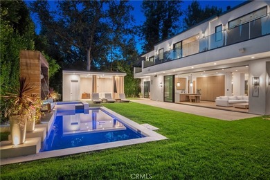 South of the Boulevard in one of Encino's most coveted enclaves - photo 3