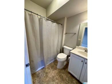 Move-in ready condominium in the heart of VESTAVIA HILLS! This 2 - photo 9