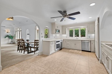Welcome to this one-of-a-kind waterfront ranch in desirable - photo 18