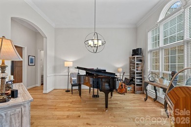 Welcome to an exceptional home in the highly sought-after - photo 5
