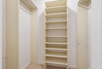 Beautiful 2nd floor 2-bedroom, 2-bath condo in Senior Community - photo 25