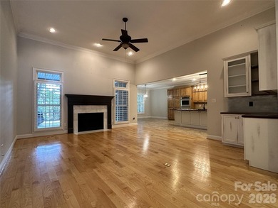 Welcome to an exceptional home in the highly sought-after - photo 8
