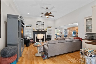 Welcome to an exceptional home in the highly sought-after - photo 9