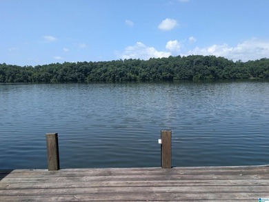 Don't miss out summer is still here! 2-bedroom 1 bath home on - photo 1