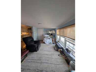 Don't miss out summer is still here! 2-bedroom 1 bath home on - photo 4