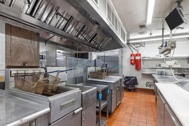 Commercial real estate and business opportunity strategically - photo 56