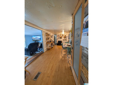 Don't miss out summer is still here! 2-bedroom 1 bath home on - photo 7