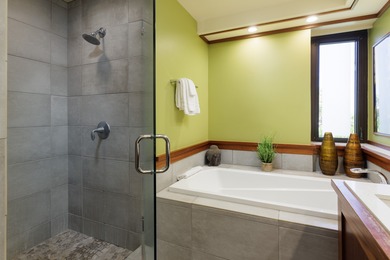 Mauna Lani Point J201 is a beautiful 1BR 1.5BATH unit on the - photo 15