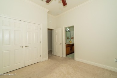 Great price, great location! This lovely 4 bedroom, 3 bath home - photo 19
