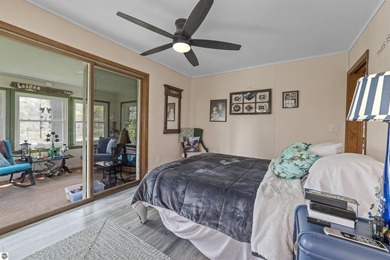 Lovely 2-bedroom, 2-bath ranch with 70.5 feet of shared canal - photo 24