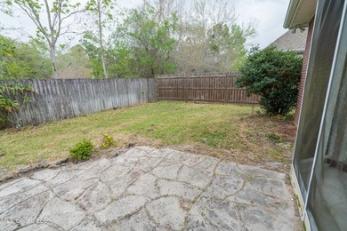 Great price, great location! This lovely 4 bedroom, 3 bath home - photo 27