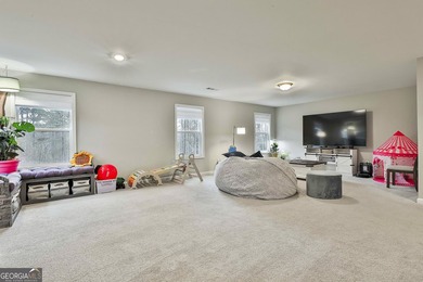 Escape the ordinary and discover serene living on over 10 acres - photo 30
