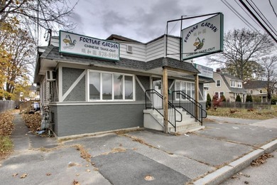 1435 Forest Ave - photo 2