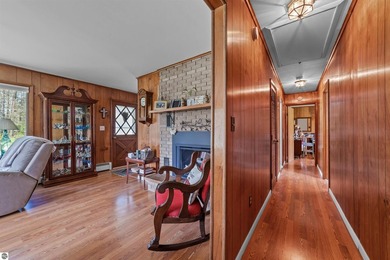 Lovely 2-bedroom, 2-bath ranch with 70.5 feet of shared canal - photo 32