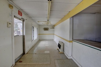 1435 Forest Ave - photo 4