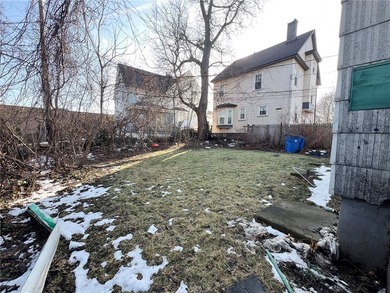 Opportunity Awaits in the City of Rochester! Bring your vision - photo 2