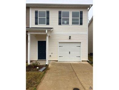 Lake Sinclair Townhome/Townhouse For Sale in Milledgeville Georgia