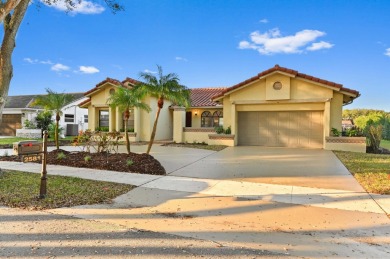 Lake Home For Sale in Boca Raton, Florida