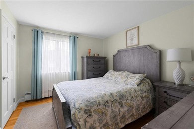 Welcome to this stunning 3-bedroom, 2-full-bath ranch offering - photo 11