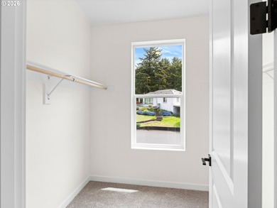 Coastal design, modern finishes, and versatile investment - photo 12