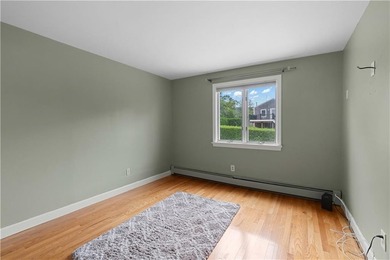 Welcome to this stunning 3-bedroom, 2-full-bath ranch offering - photo 17