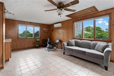 Welcome to this stunning 3-bedroom, 2-full-bath ranch offering - photo 18