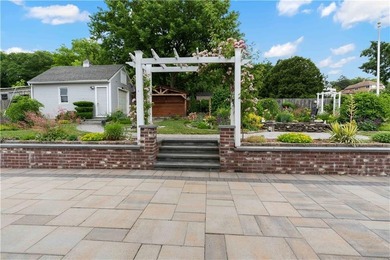 Welcome to this stunning 3-bedroom, 2-full-bath ranch offering - photo 26