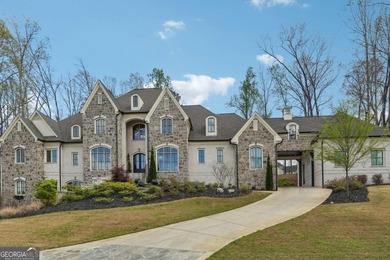 Stunning 9,900 sq ft custom estate located in a prestigious - photo 4