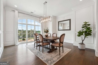 Stunning 9,900 sq ft custom estate located in a prestigious - photo 9