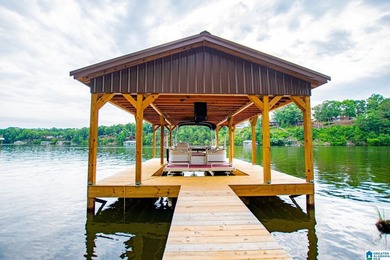 THIS IS IT! A WATER FRONT HOME ON A FLAT LOT WITH 1.11 ACRES ON - photo 11