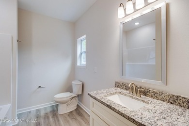 Brand-new construction located on a desirable corner lot in Gulf - photo 14