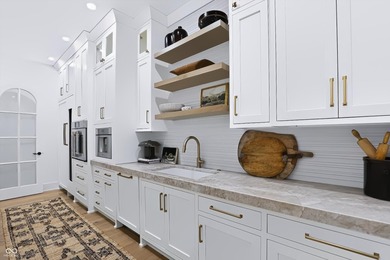 Opportunities like this are increasingly rare. 1589 Chatham - photo 16