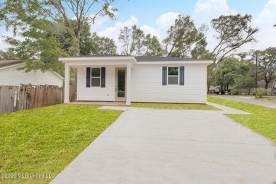 Brand-new construction located on a desirable corner lot in Gulf - photo 20