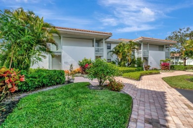 Lake Condo For Sale in Boca Raton, Florida