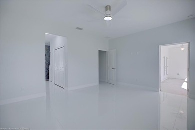 Step into this pristine 2025 New Construction! This 3 Bedroom & - photo 23