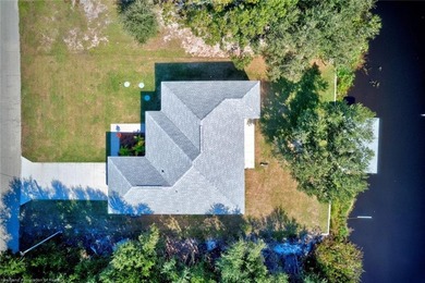 Step into this pristine 2025 New Construction! This 3 Bedroom & - photo 44