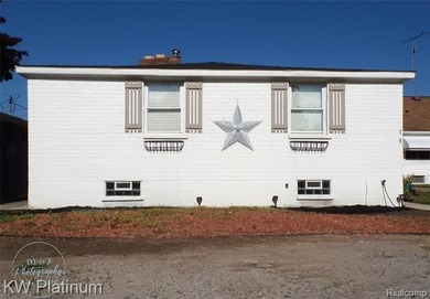 Luxury living meets small town charm with this Move In Ready - photo 2