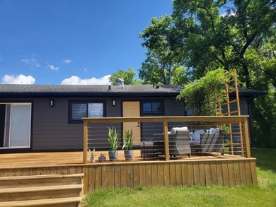Freshly remodeled 3-bedroom, 1.5-bath ranch-style home situated - photo 11