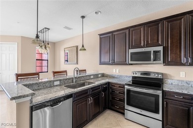 Enjoy beautiful lake views and a wonderful lifestyle in this - photo 12