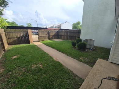 Welcome home to this spacious 2 story townhouse in Natchitoches - photo 12