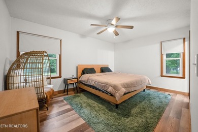 Welcome to this charming 3 bedroom, 2.5 bath home located within - photo 14