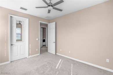 Enjoy beautiful lake views and a wonderful lifestyle in this - photo 21
