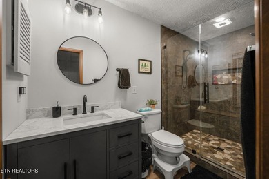 Welcome to this charming 3 bedroom, 2.5 bath home located within - photo 21