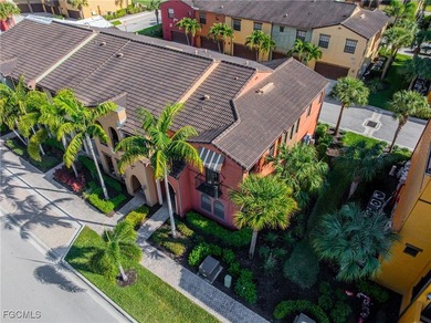 Enjoy beautiful lake views and a wonderful lifestyle in this - photo 30