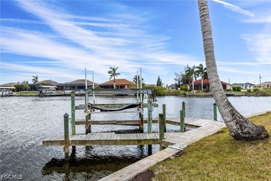Exceptional Gulf-access location! This 3-bedroom, 2.5-bath home - photo 30